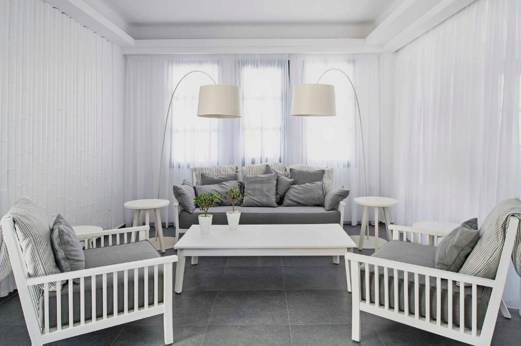 Acroterra Rosa Luxury Suites & Spa Akrotírion Zewnętrze zdjęcie